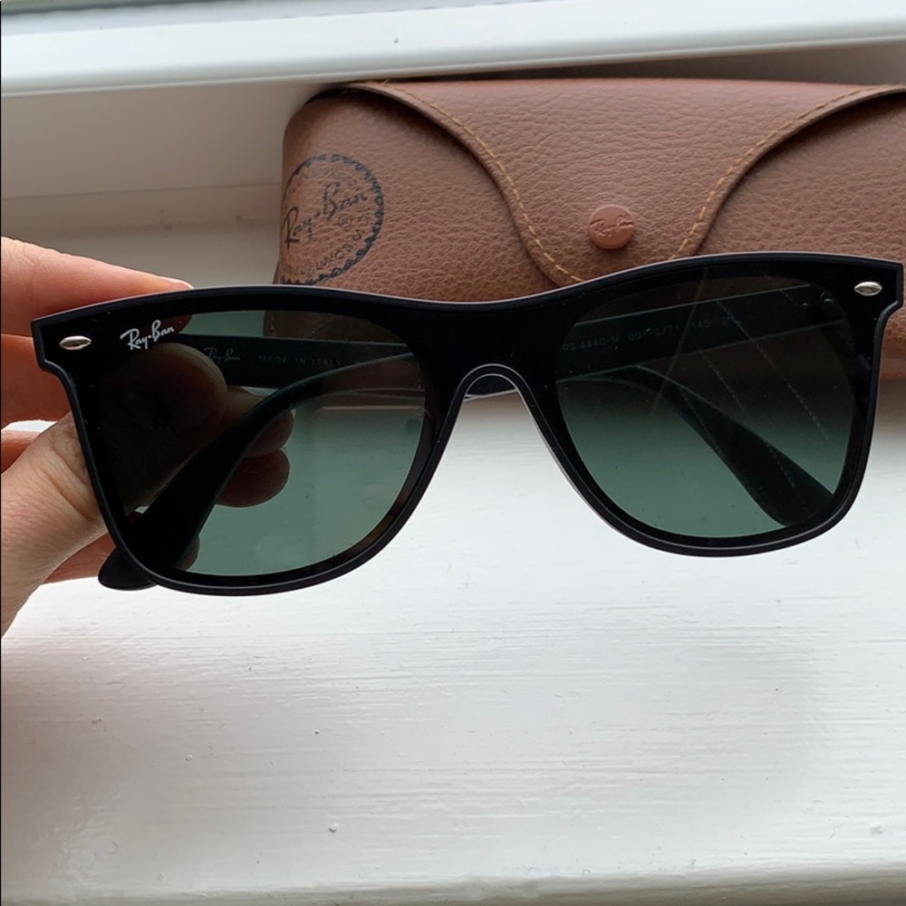 Ray-Ban Blaze Wayfarer